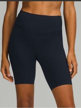 Lululemon - Base Pace High-Rise Short 8" - Size 6 - True Navy